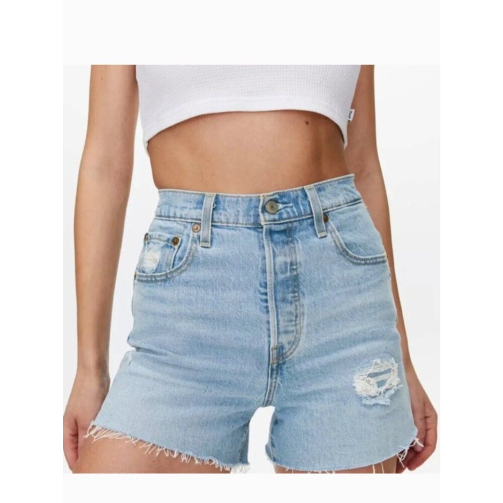 Levi's® Premium Ribcage Women's Shorts Distressed Light Wash Sz 26